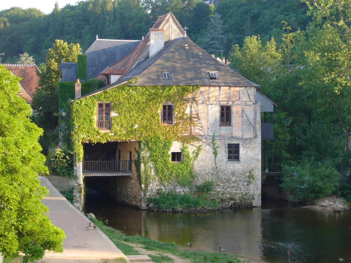 Célon Le Canard Au Parapluie Rouge Bed & Breakfast エクステリア 写真